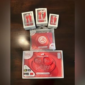 EZPZ Baby/Toddler Feeding Lot- Happy Mat, Bowl, Tiny Spoon, Mini Utensils x2